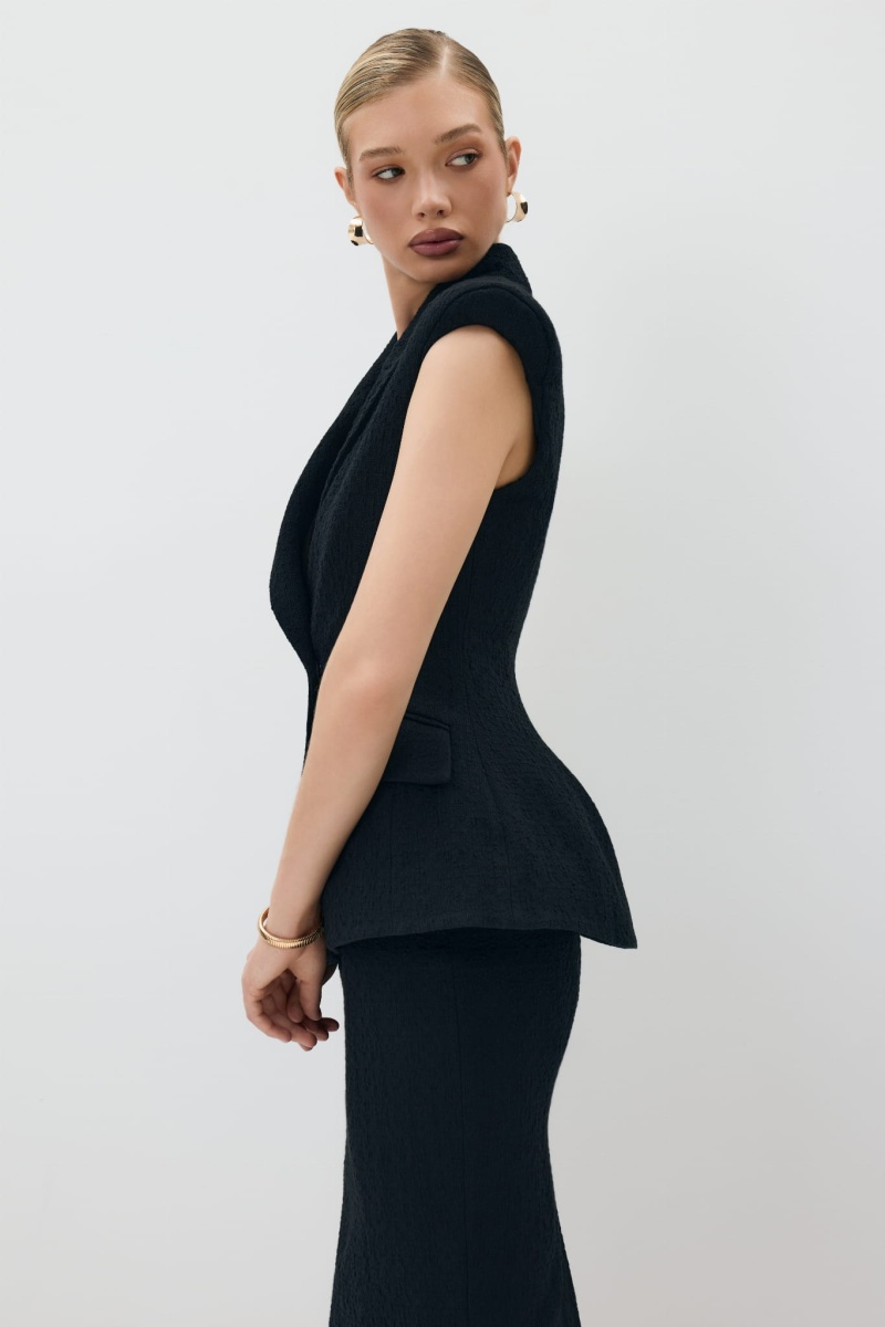 PREMIÈRE SCULPTED VEST