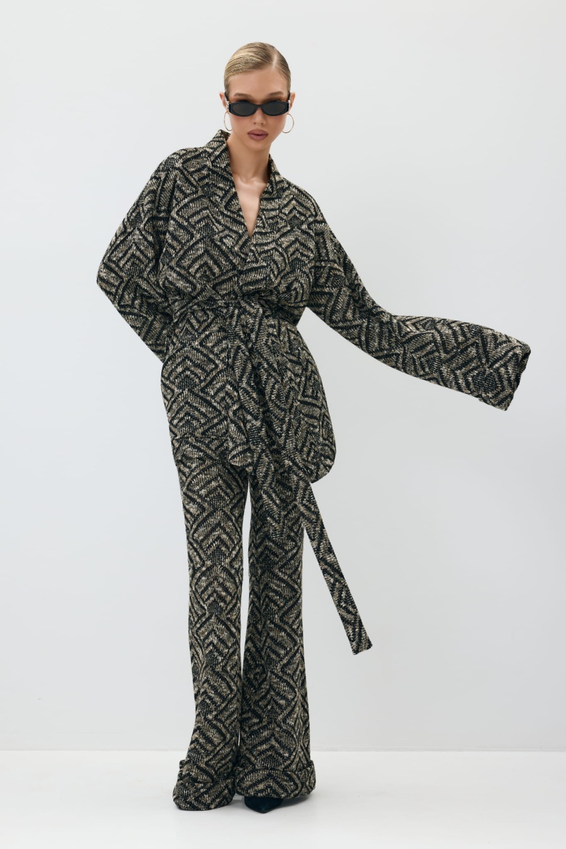 PREMIÈRE OBSIDIAN KNIT KIMONO