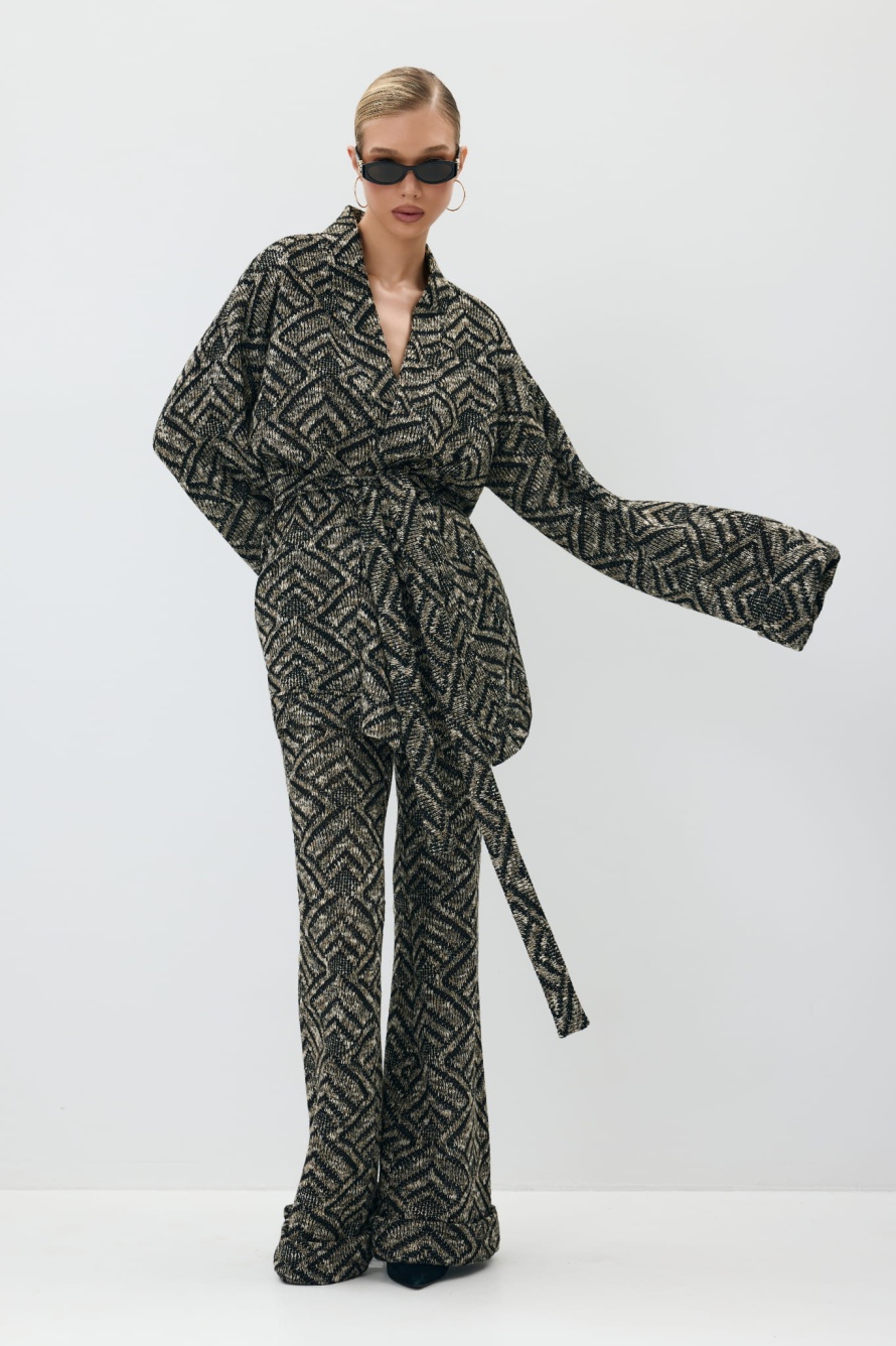 PREMIÈRE OBSIDIAN KNIT KIMONO