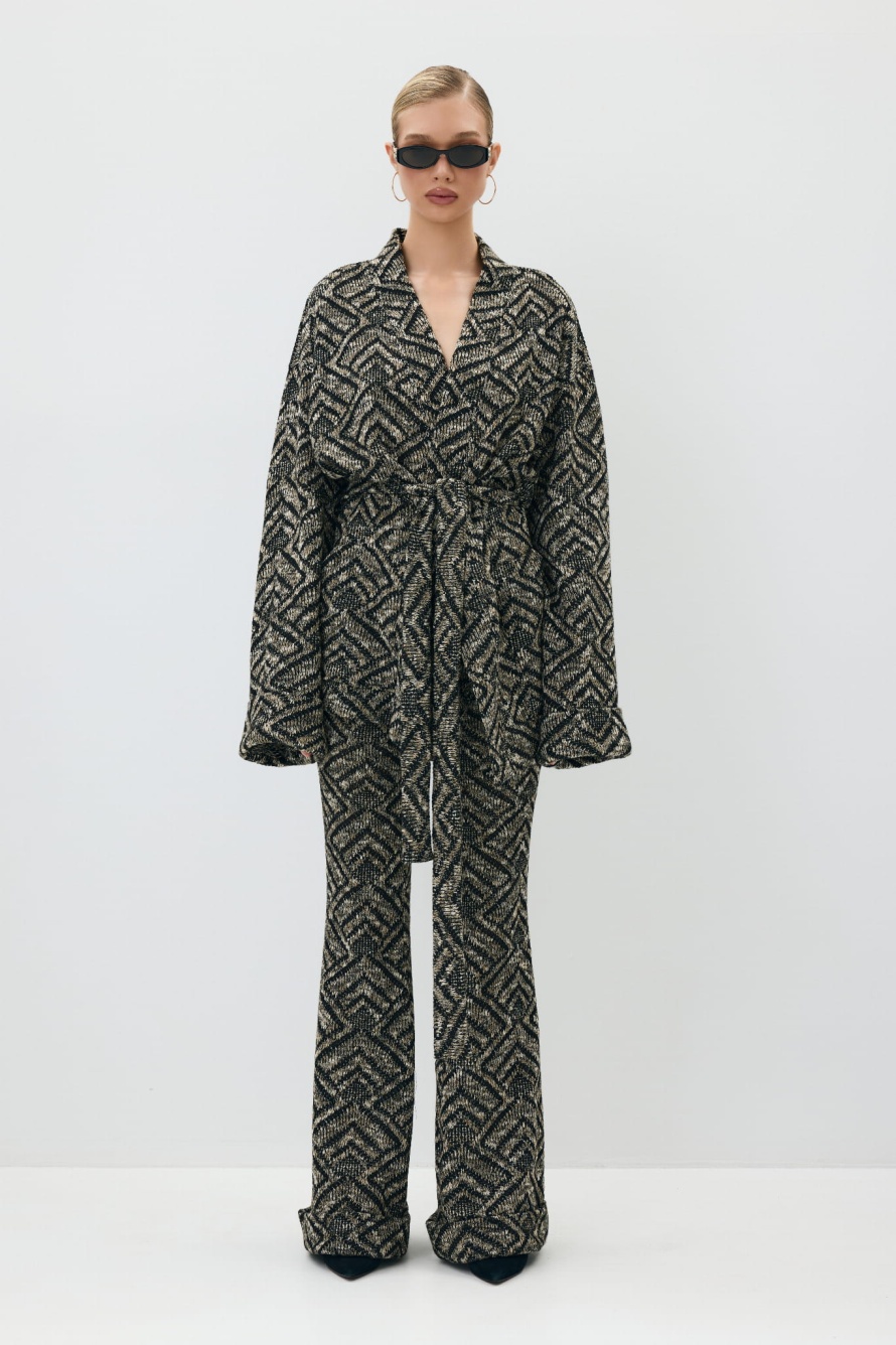 PREMIÈRE OBSIDIAN KNIT KIMONO