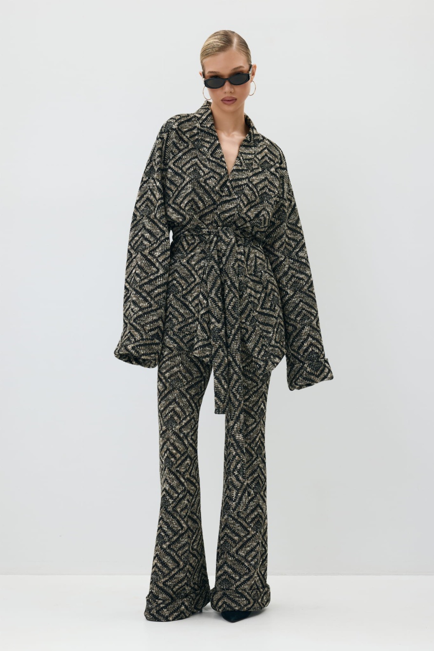 PREMIÈRE OBSIDIAN KNIT KIMONO
