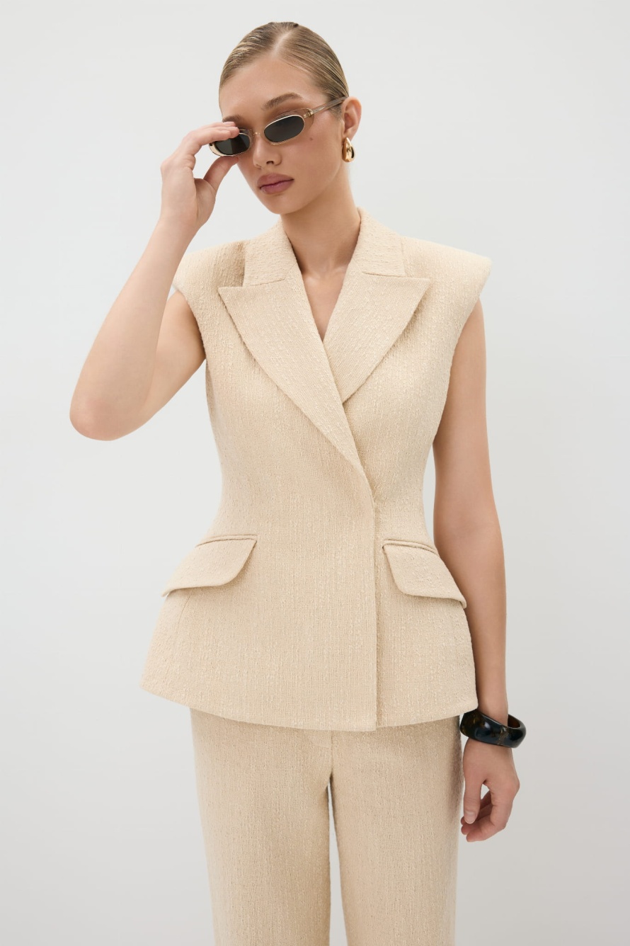 Premiere hourglass cream vest