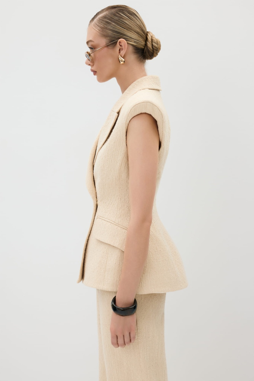 Premiere hourglass cream vest